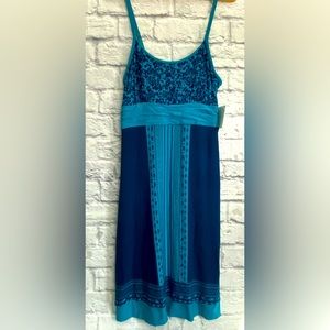 NWT Athleta Sundress Summer Vacation Spaghetti Straps Blue Built in Bra MEDIUM